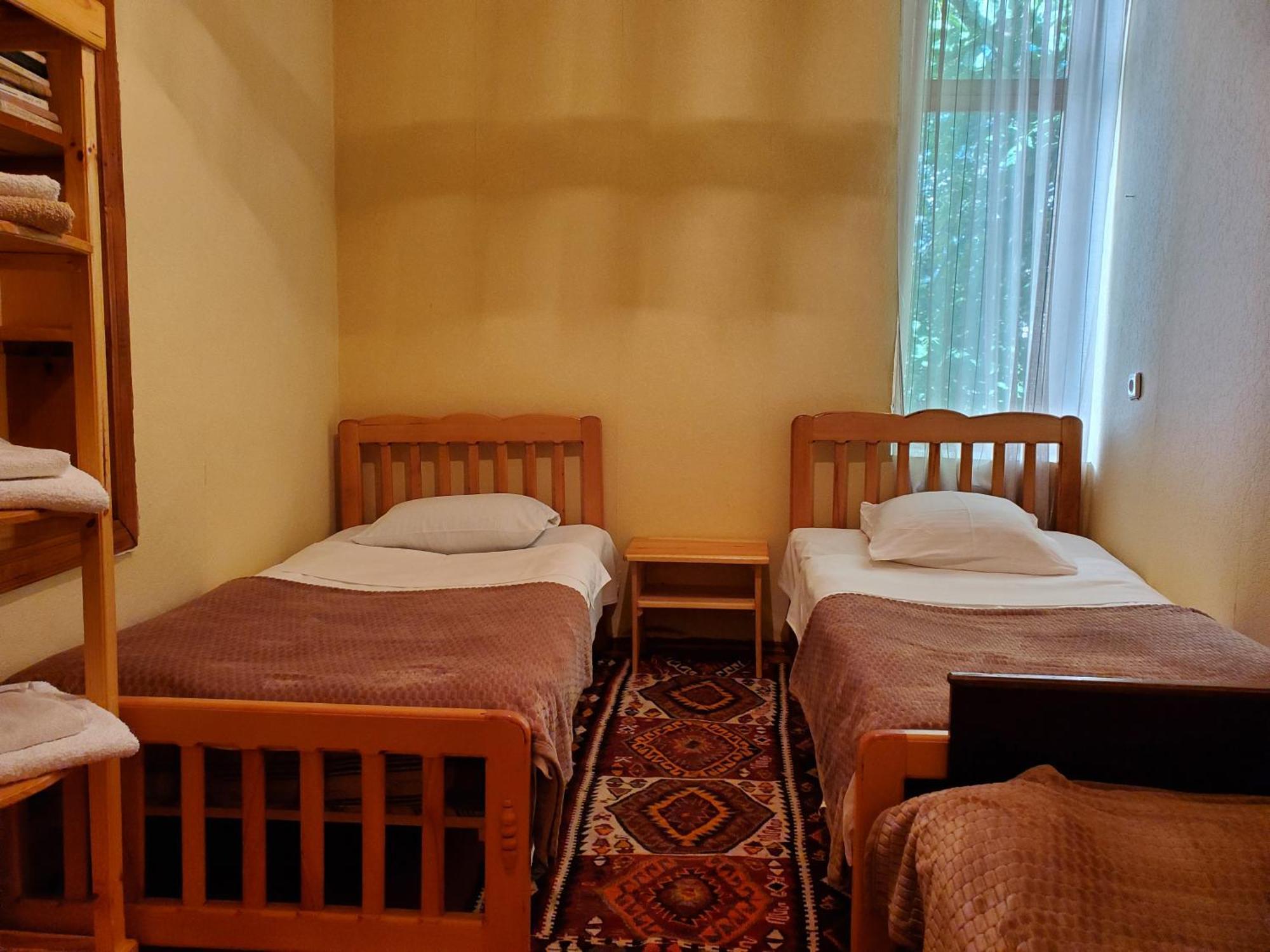 Ailama Guesthouse Μέστια Δωμάτιο φωτογραφία